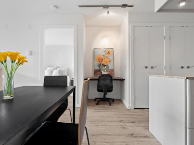 306-683 W Victoria Park - 2