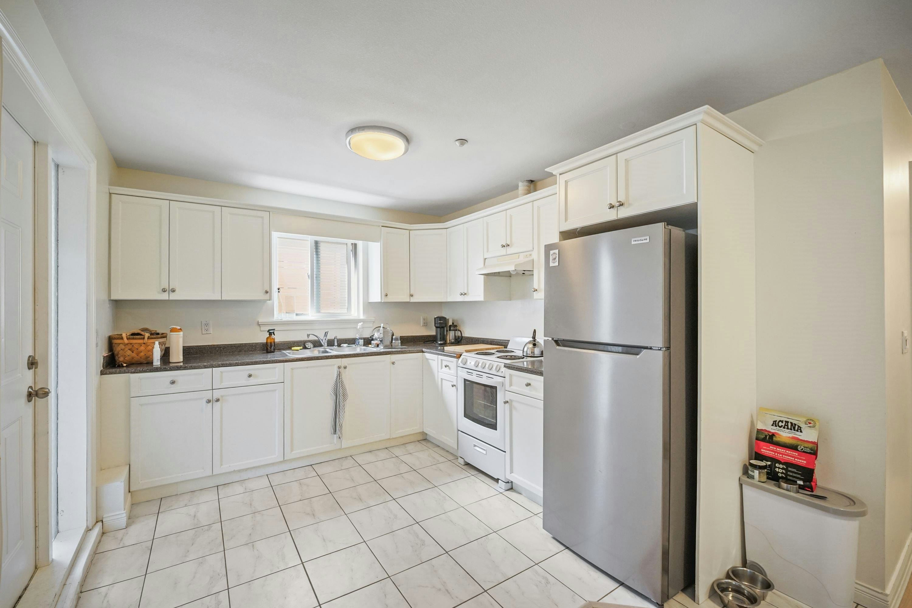 15554 Russell Avenue, Surrey, BC, V4B 2R3 - 25