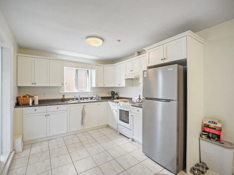 15554 Russell Avenue, Surrey, BC, V4B 2R3 - 25