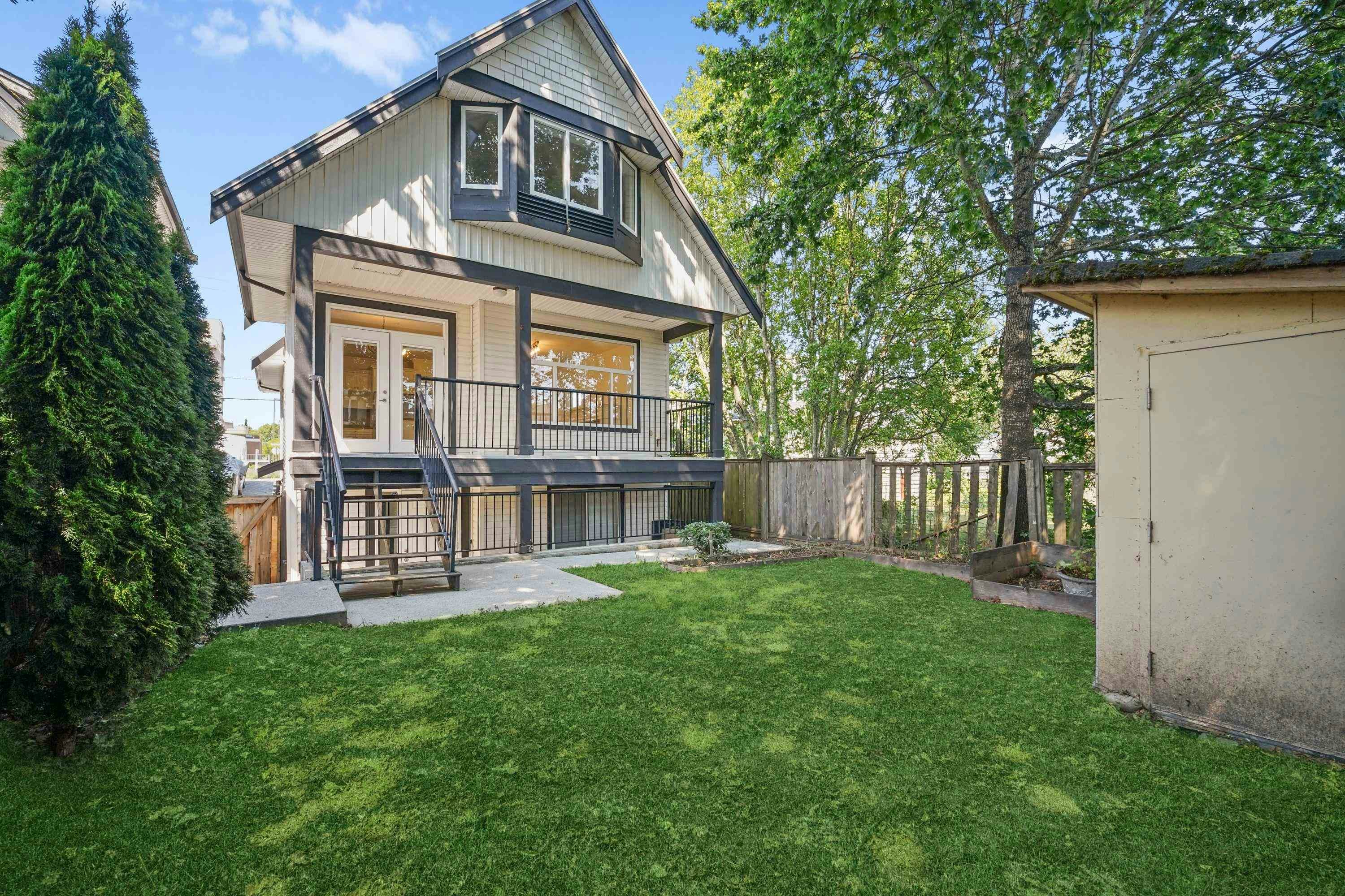15554 Russell Avenue, Surrey, BC, V4B 2R3 - 30