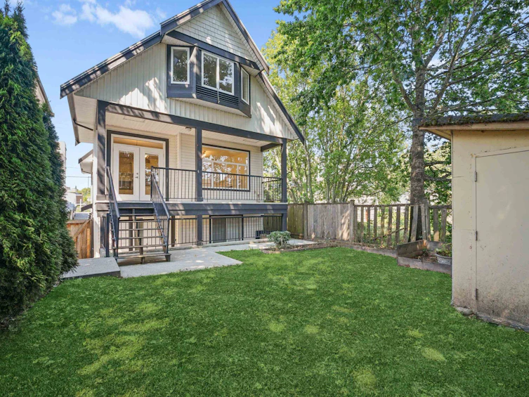 15554 Russell Avenue, Surrey, BC, V4B 2R3 - 30