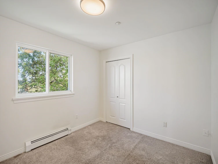 15554 Russell Avenue, Surrey, BC, V4B 2R3 - 22