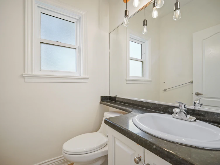 15554 Russell Avenue, Surrey, BC, V4B 2R3 - 7