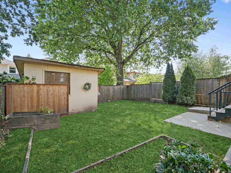 15554 Russell Avenue, Surrey, BC, V4B 2R3 - 29