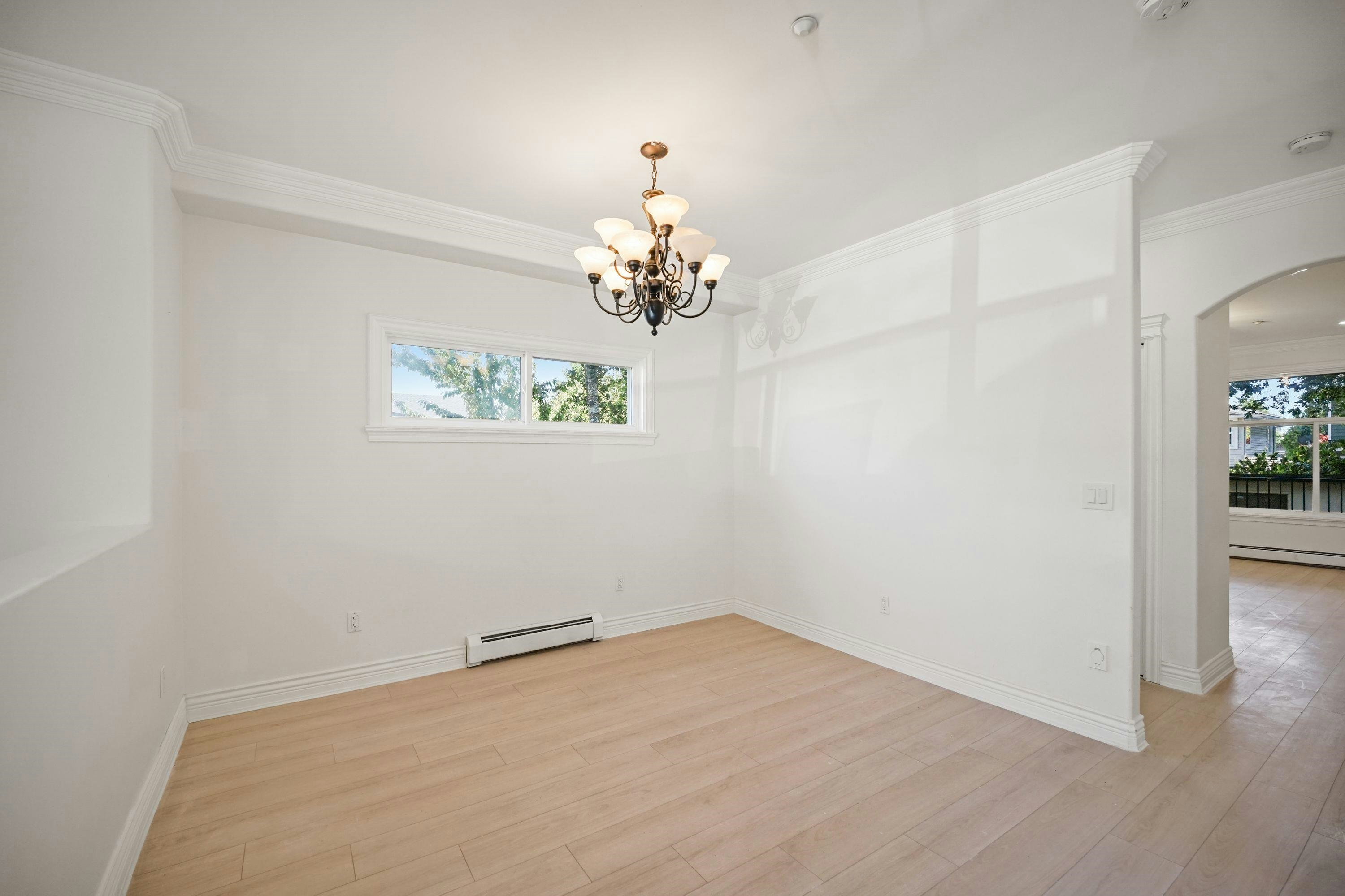 15554 Russell Avenue, Surrey, BC, V4B 2R3 - 6