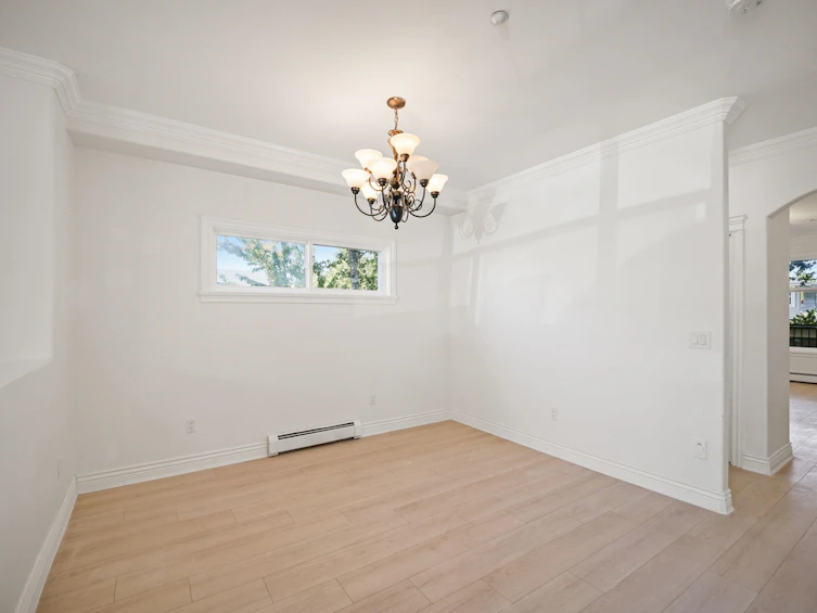 15554 Russell Avenue, Surrey, BC, V4B 2R3 - 6