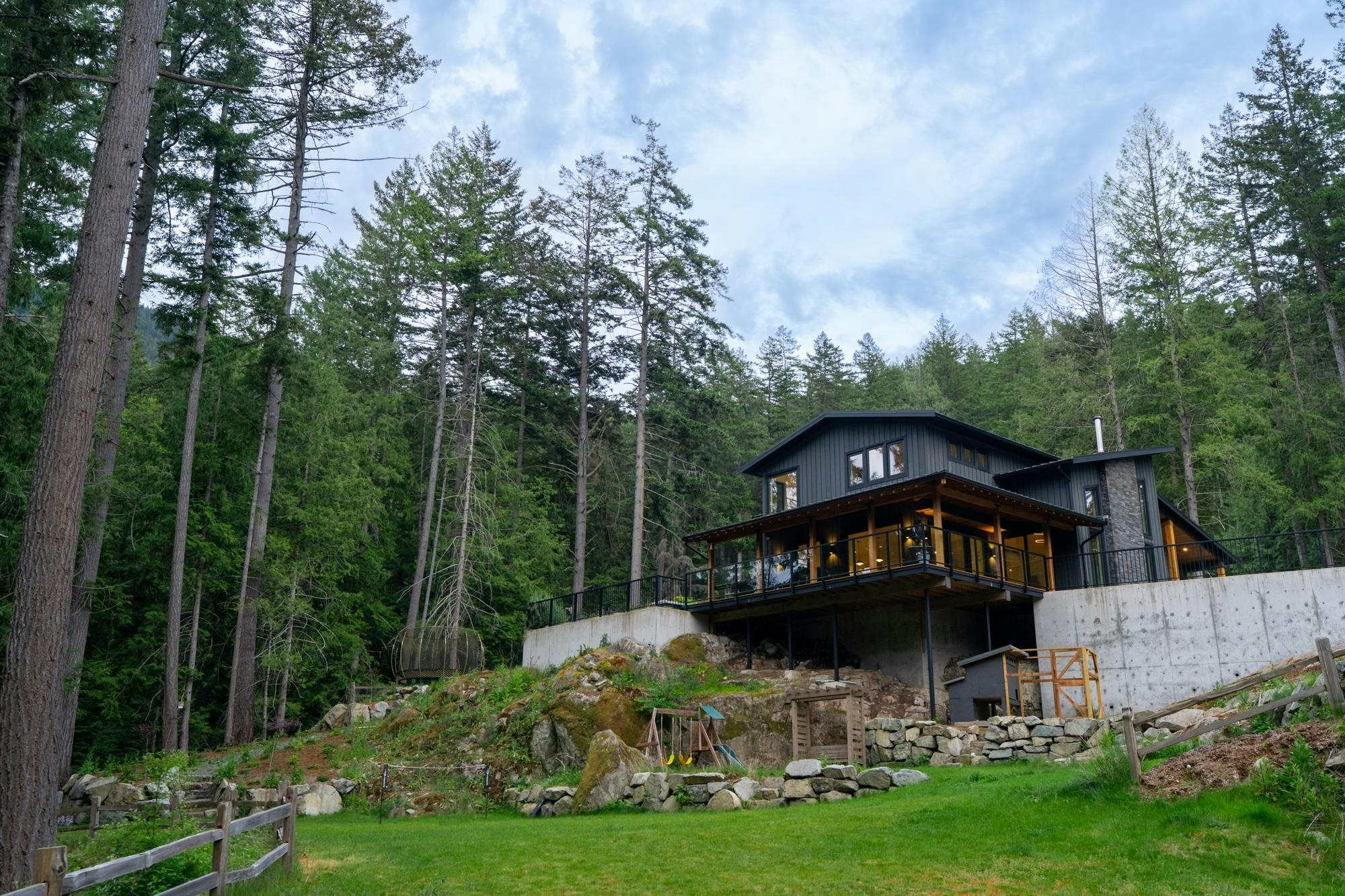 1604 Joan Audrey Lane, Bowen Island, BC, V0N 1G2 - 38
