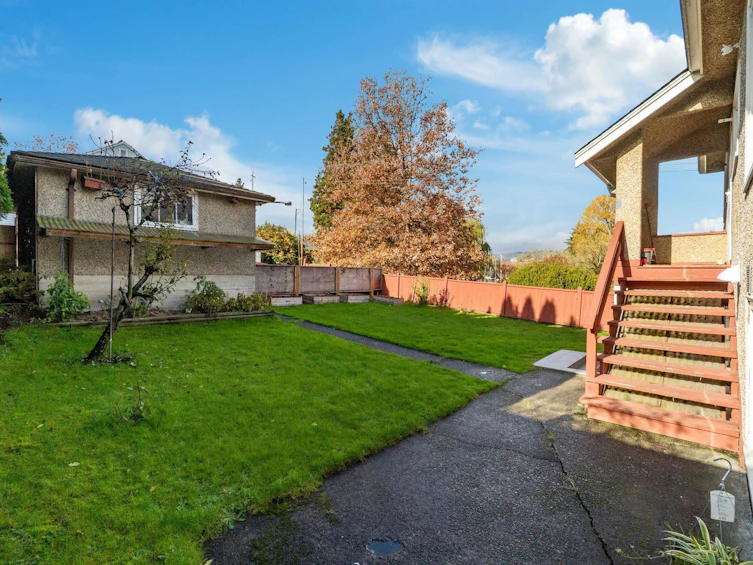 523 Kelly Street, New Westminster, BC, V3L 3V1 - 27