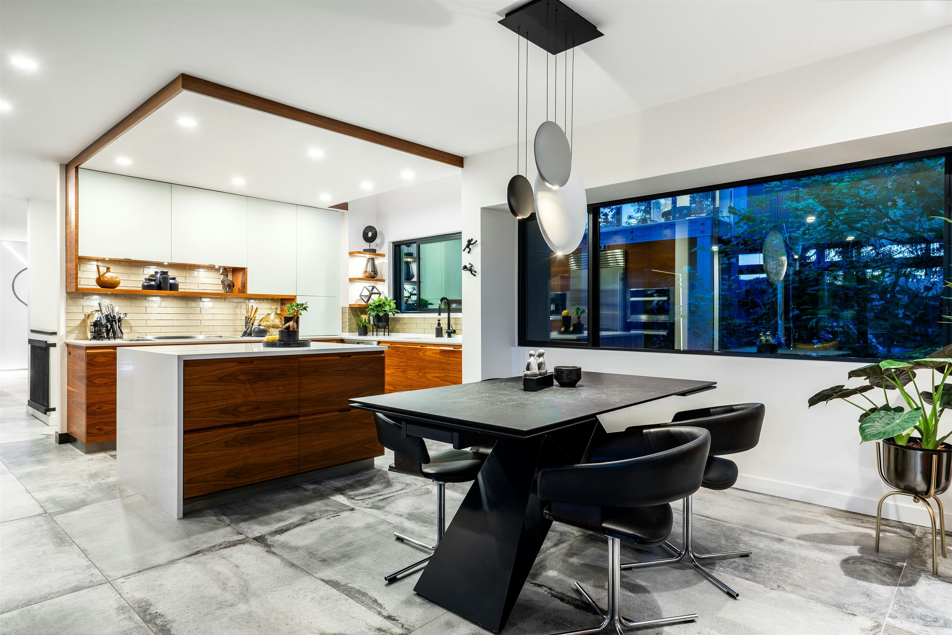 5325 Montiverdi Place, West Vancouver, BC, V7W 2W8 - 15