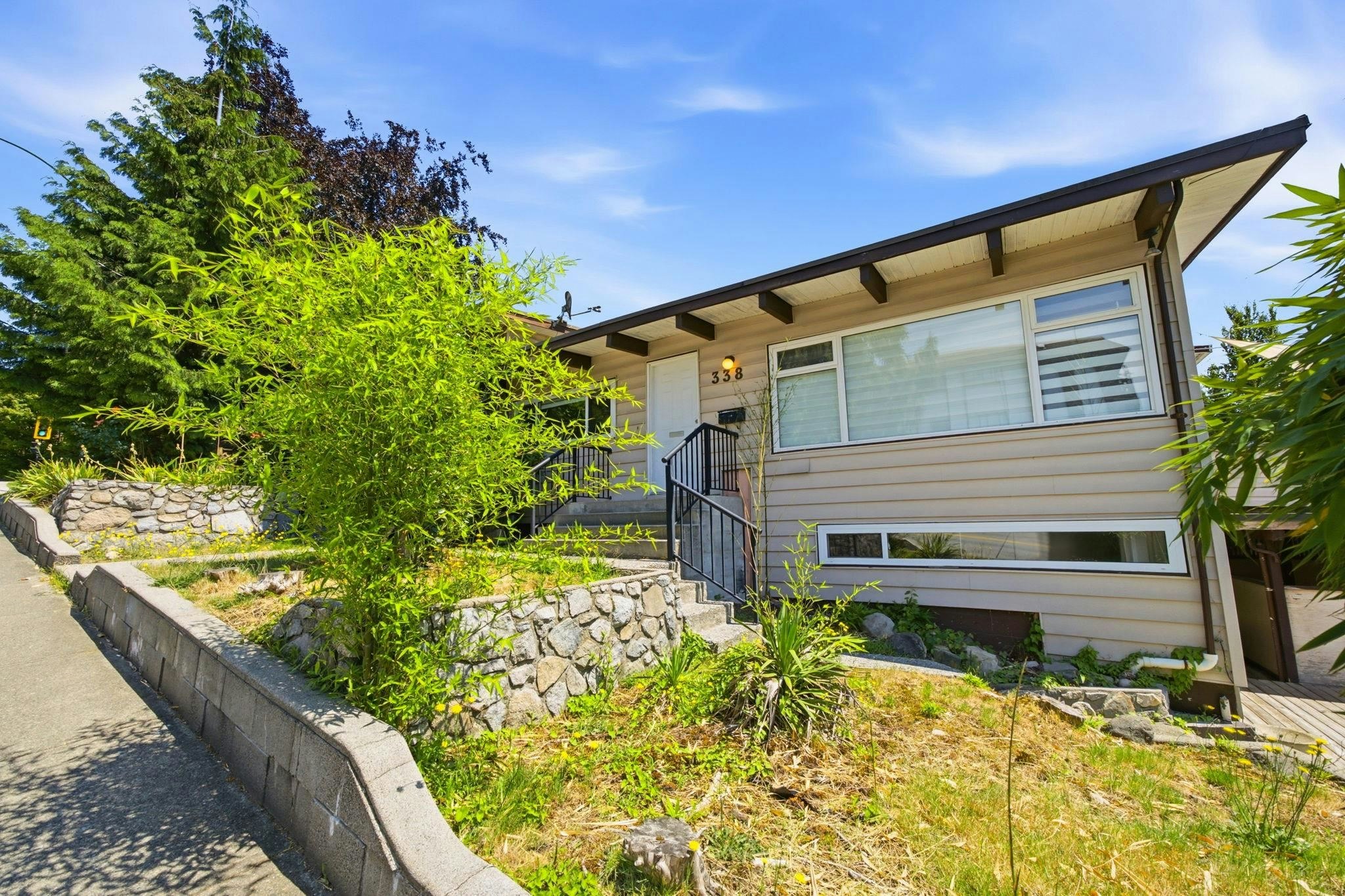 338-342 St. Georges Avenue, North Vancouver, BC, V7L 3G9 - 6