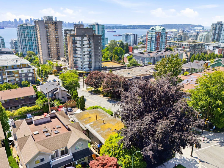 338-342 St. Georges Avenue, North Vancouver, BC, V7L 3G9 - 13