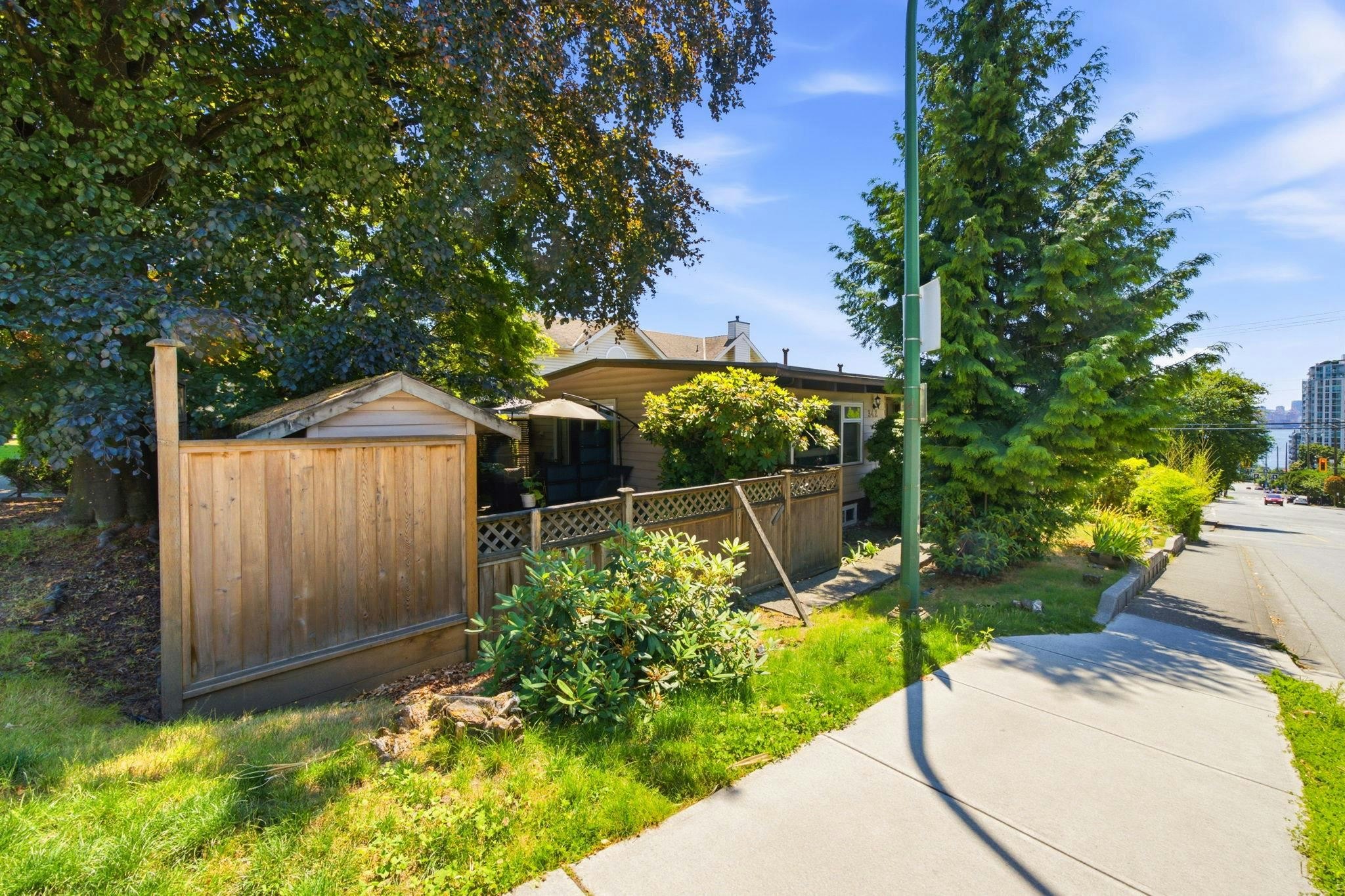 338-342 St. Georges Avenue, North Vancouver, BC, V7L 3G9 - 12