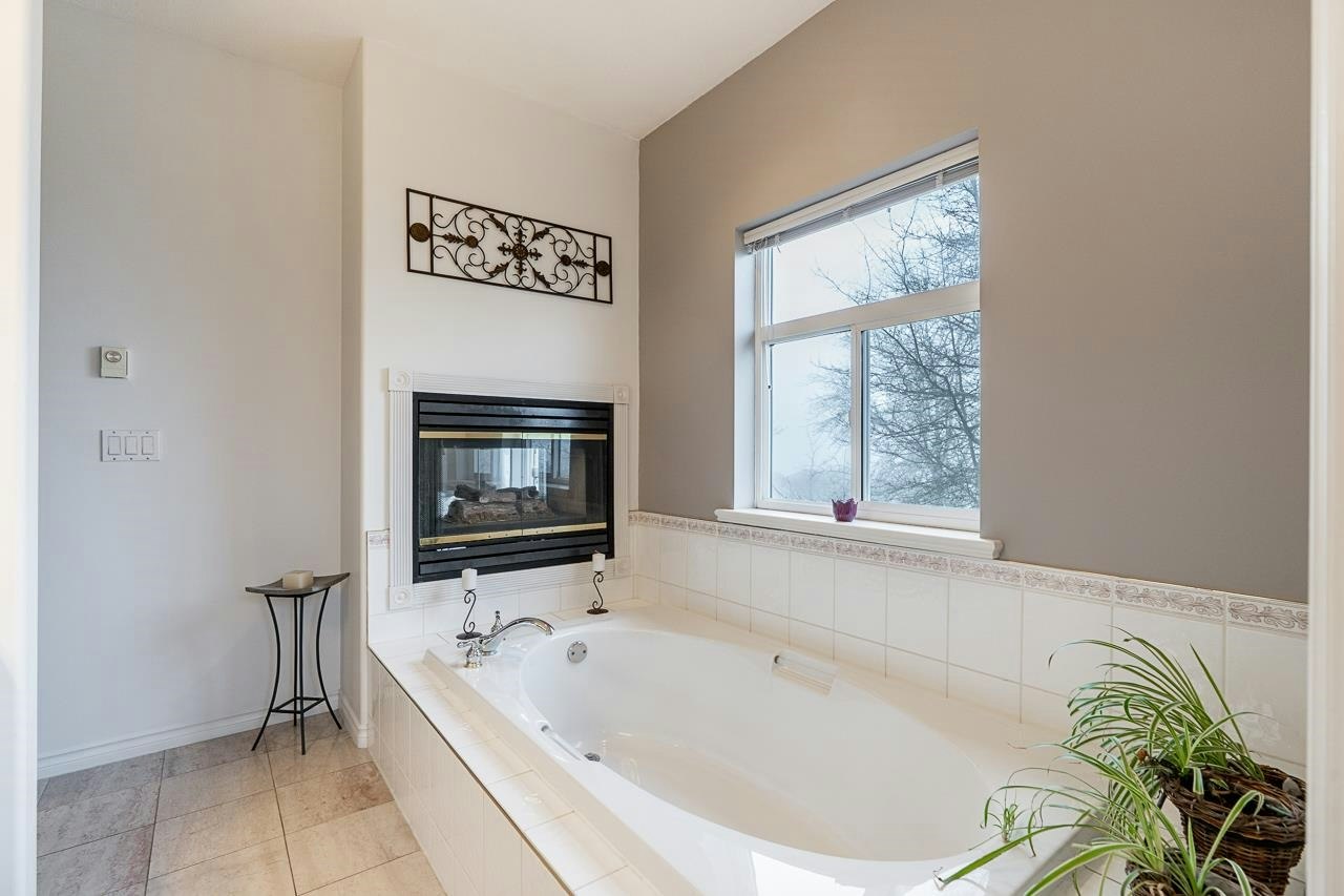 2-915 Fort Fraser Rise, Port Coquitlam, BC, V3C 6K3 - 17