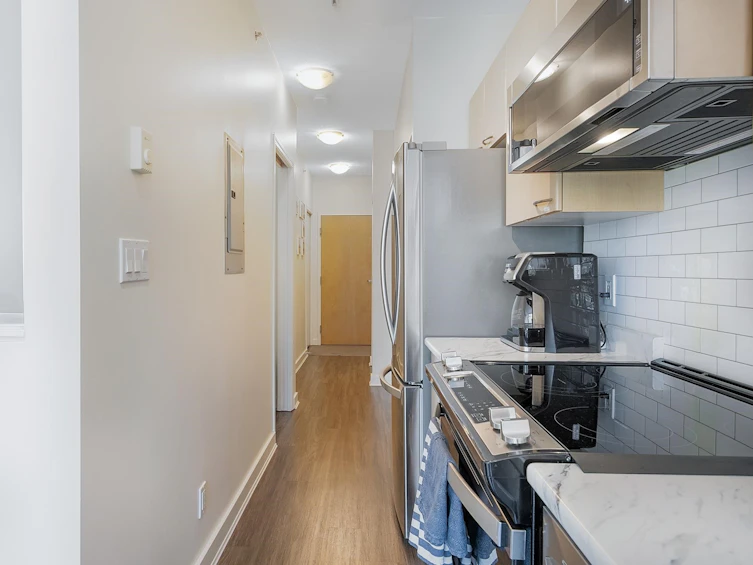 307-1249 Granville Street, Vancouver, BC, V6Z 1M5 - 14