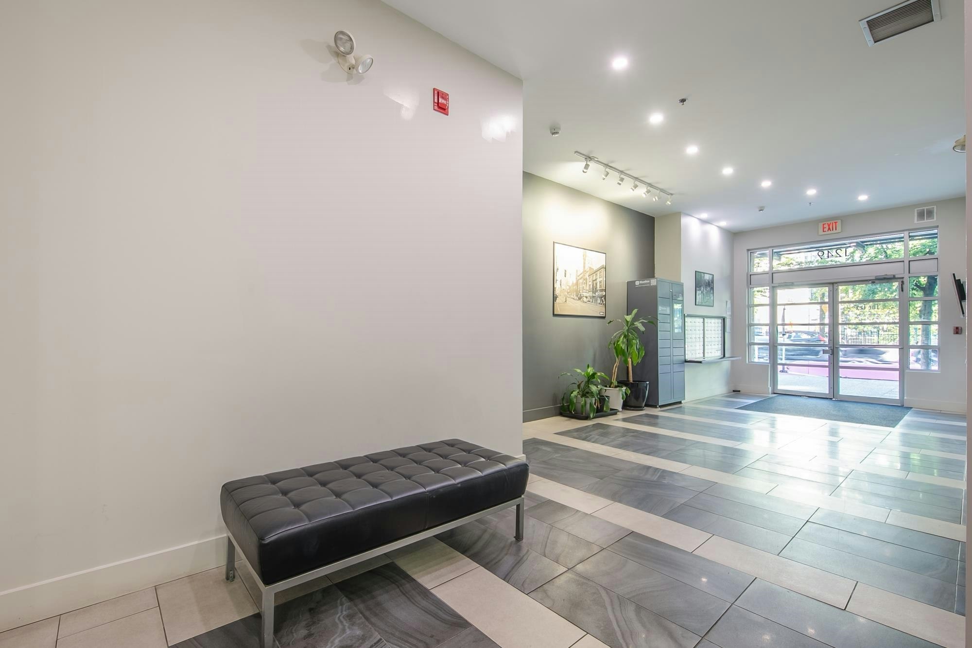 307-1249 Granville Street, Vancouver, BC, V6Z 1M5 - 24