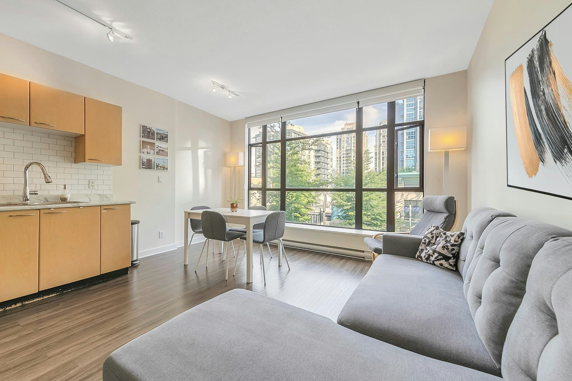 307-1249 Granville Street, Vancouver, BC, V6Z 1M5 - 6