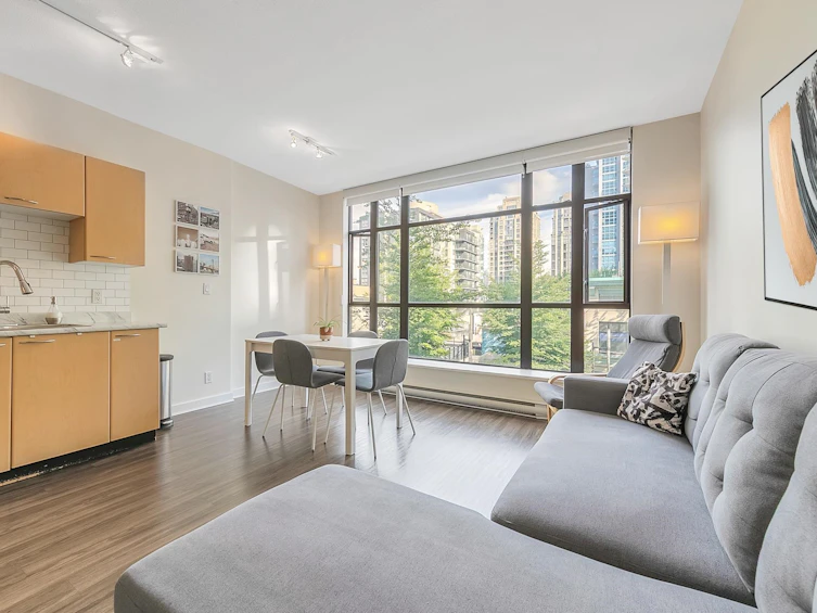 307-1249 Granville Street, Vancouver, BC, V6Z 1M5 - 6