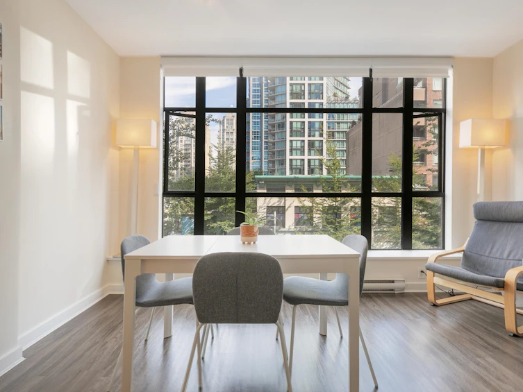307-1249 Granville Street, Vancouver, BC, V6Z 1M5 - 4