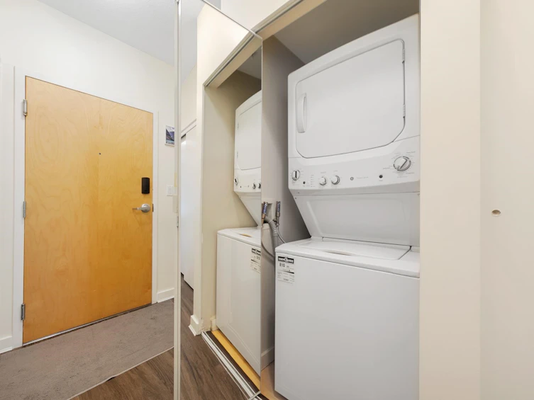 307-1249 Granville Street, Vancouver, BC, V6Z 1M5 - 23