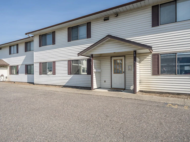 11-7455 Huron Street, Chilliwack, BC, V2R 2R9 - 2