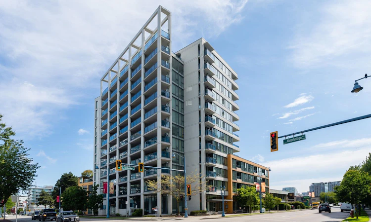 1005-7117 Elmbridge Way