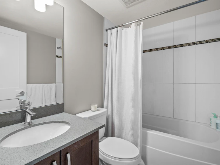 115-828 Royal Avenue, New Westminster, BC, V3M 1J9 - 26