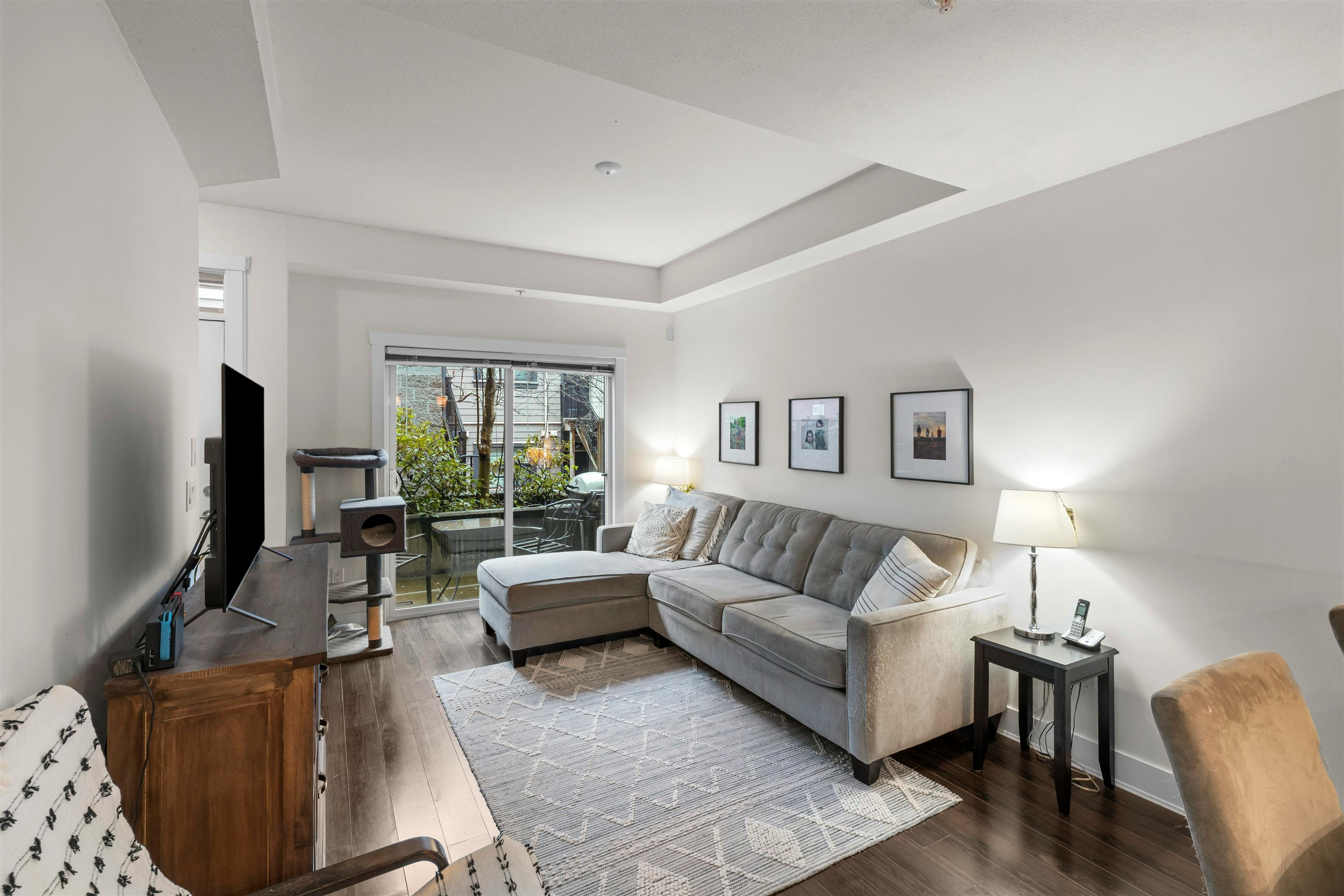 115-828 Royal Avenue - 3
