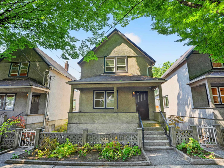 945-927 Princess Avenue, Vancouver, BC, V6A 3E8 - 4