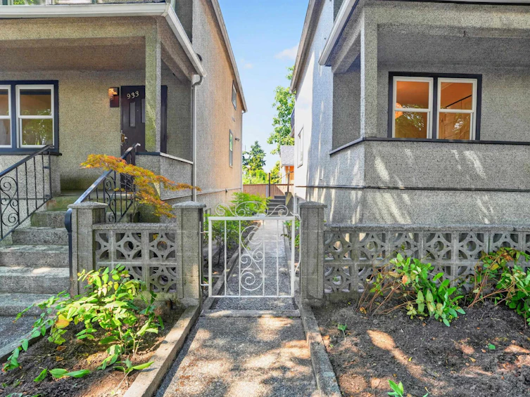 945-927 Princess Avenue, Vancouver, BC, V6A 3E8 - 17