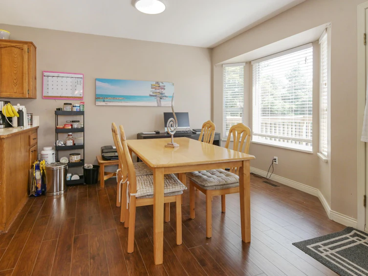 6084 185 Street, Surrey, BC, V3S 7P7 - 9