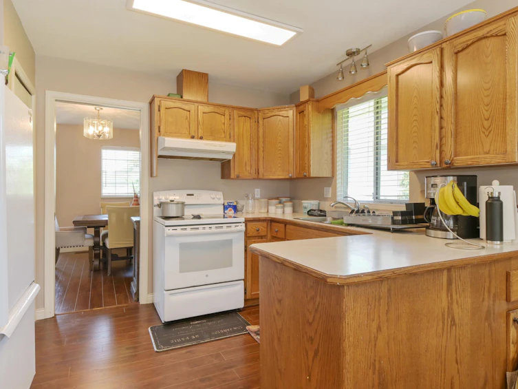 6084 185 Street, Surrey, BC, V3S 7P7 - 10