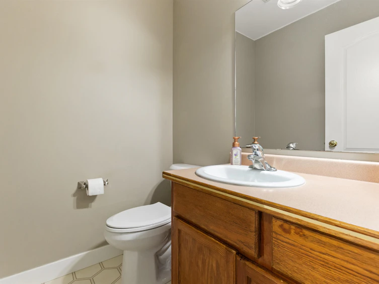 7019 Wiltshire Street, Chilliwack, BC, V2R 2S9 - 7