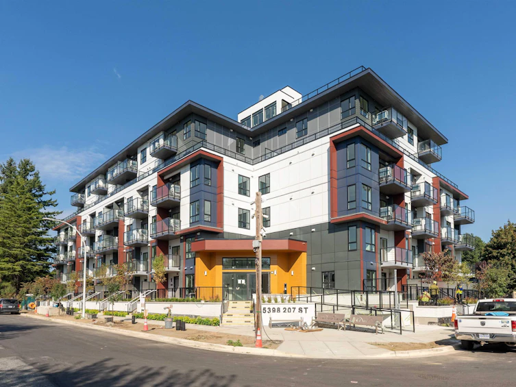 604-5398 207 Street, Langley, BC, V3A 2E6