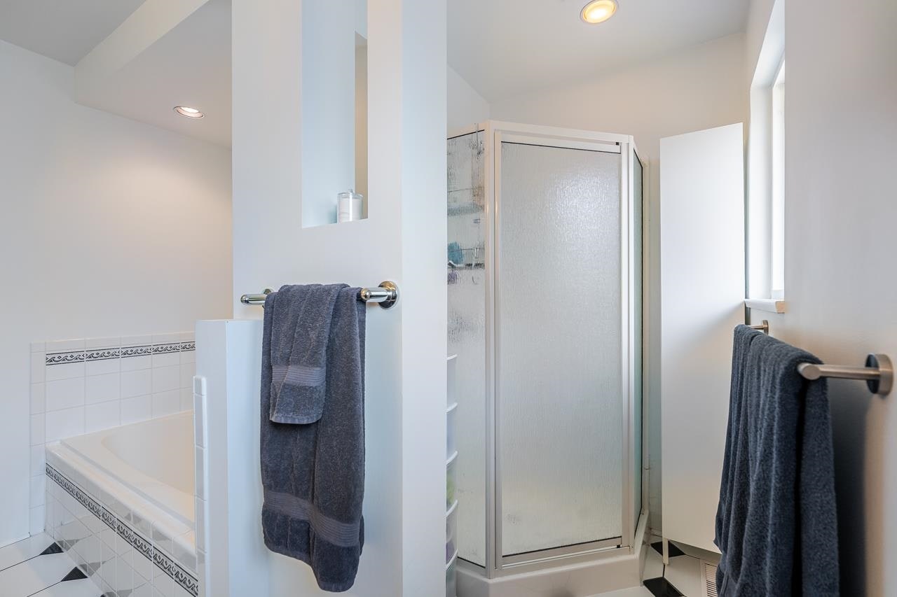 1566 Shaughnessy Street, Port Coquitlam, BC, V3C 6M4 - 17