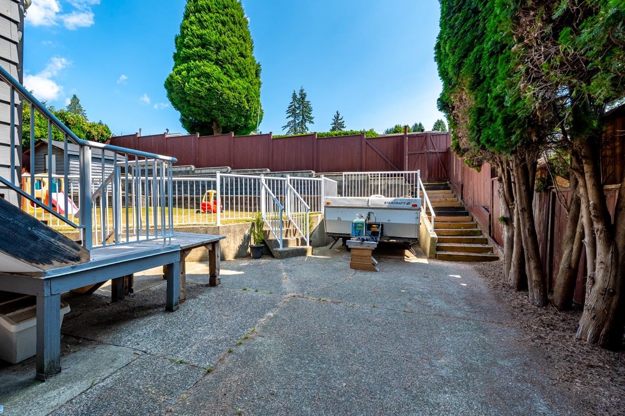 1566 Shaughnessy Street, Port Coquitlam, BC, V3C 6M4 - 32