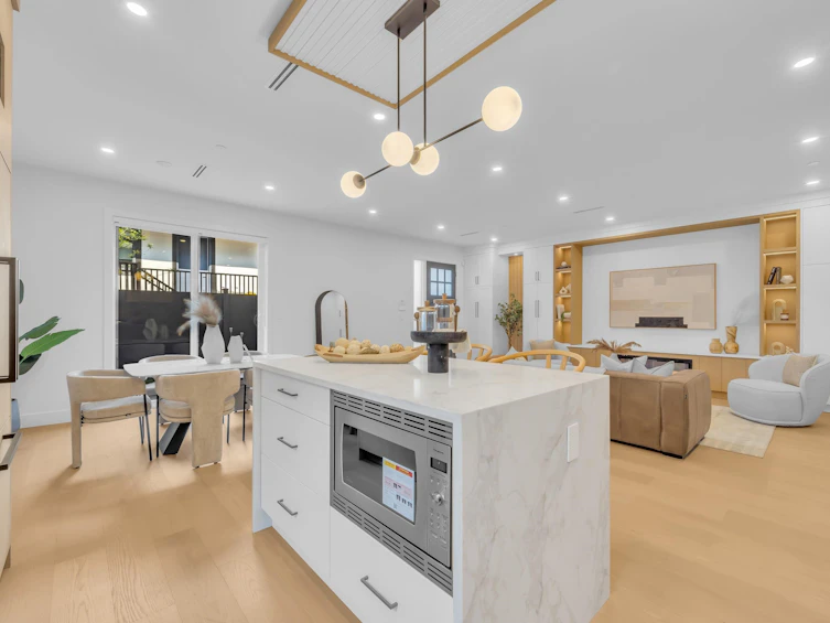 1-6388 Argyle Street, Vancouver, BC, V5P 3K3 - 7