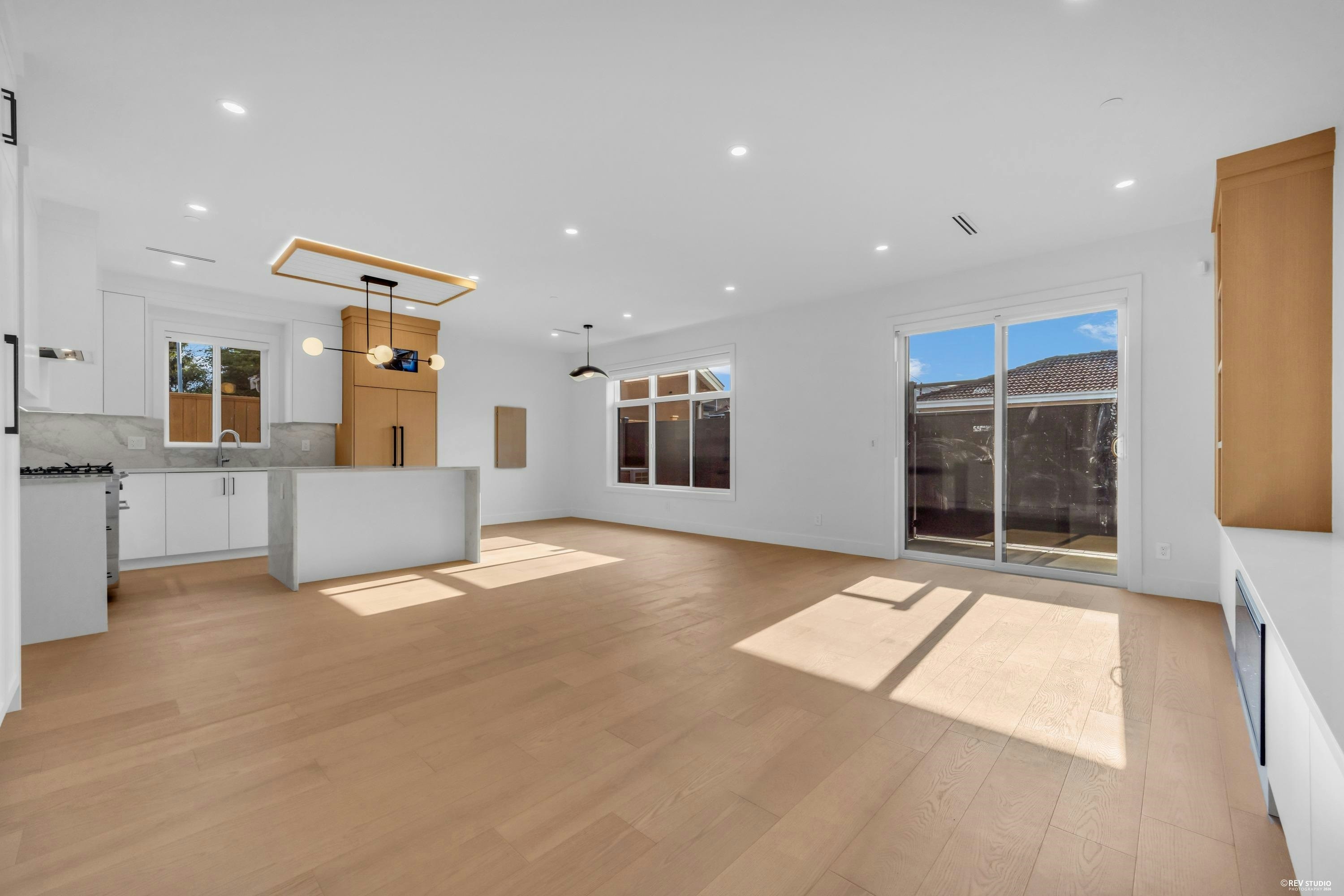 2-6388 Argyle Street, Vancouver, BC, V5P 3K3 - 10
