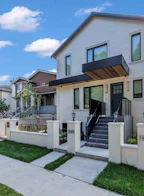 2 6388 Argyle Street