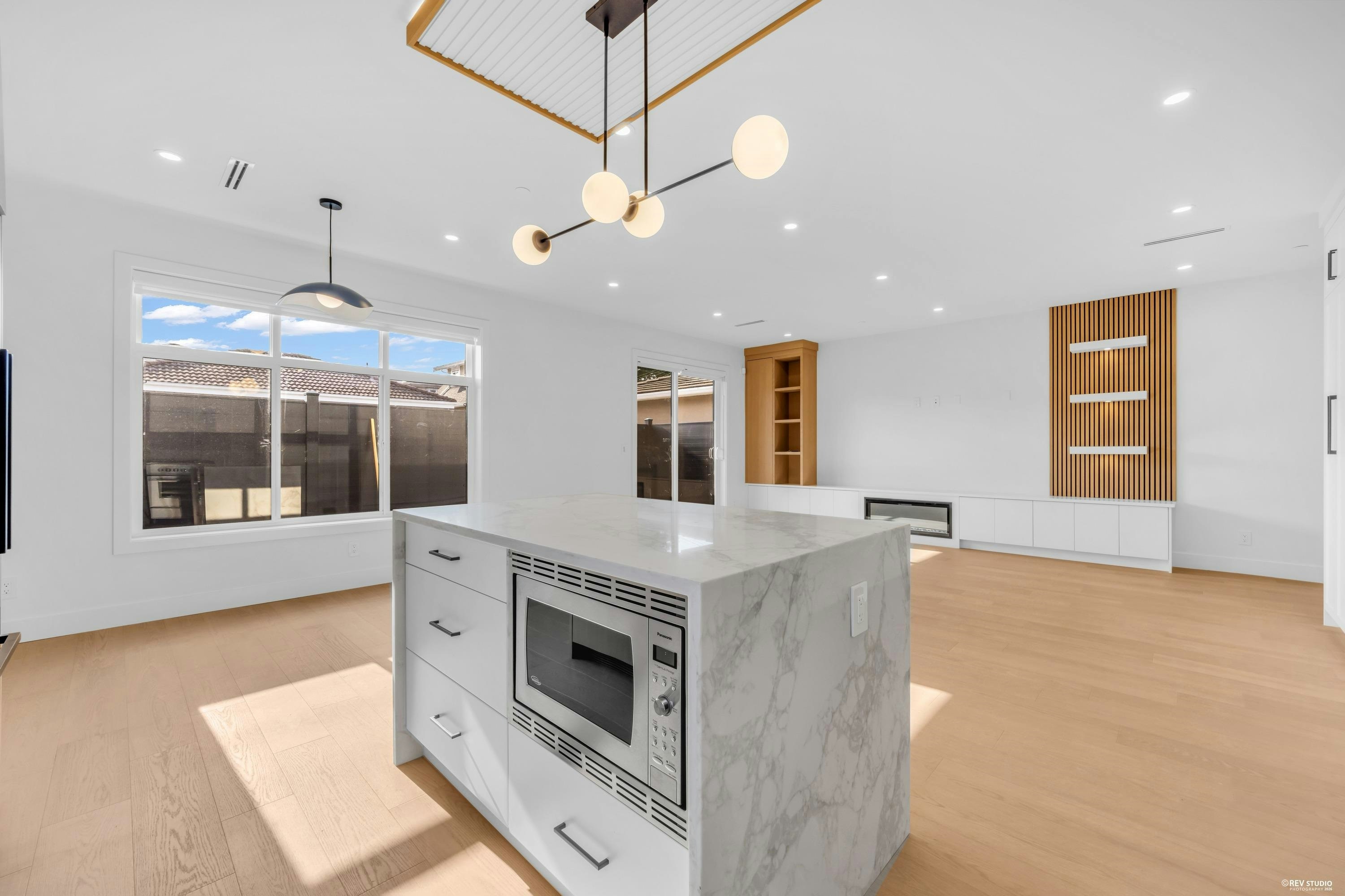 2-6388 Argyle Street, Vancouver, BC, V5P 3K3 - 8