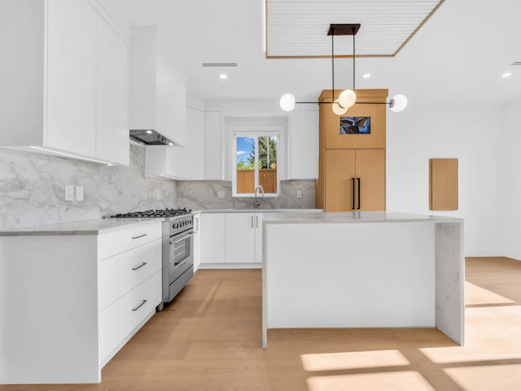 2-6388 Argyle Street, Vancouver, BC, V5P 3K3 - 7
