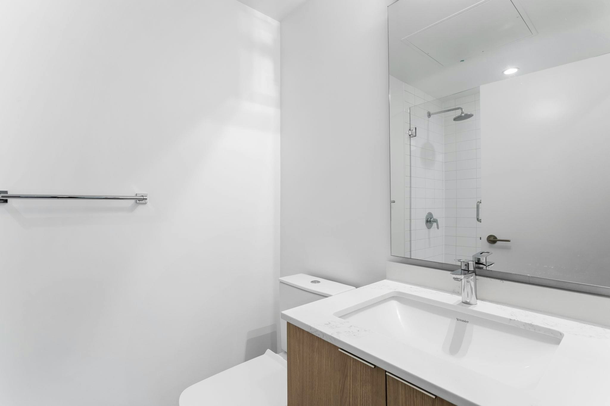 201-725 Marine Drive, North Vancouver, BC, V7M 0G2 - 17