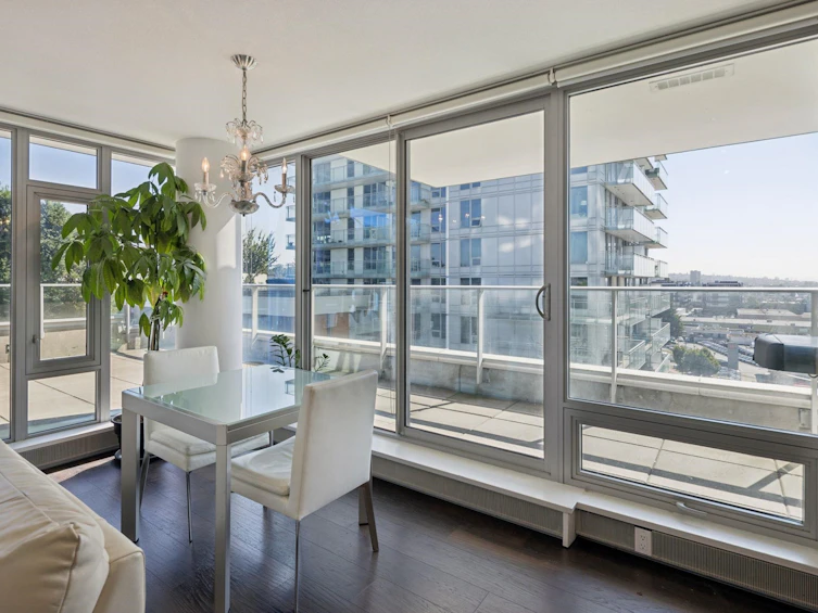 804-8131 Nunavut Lane, Vancouver, BC, V5X 0E2 - 8