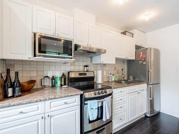 302-138 Templeton Drive, Vancouver, BC, V5L 4N3 - 14