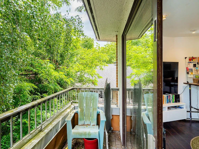 302-138 Templeton Drive, Vancouver, BC, V5L 4N3 - 26