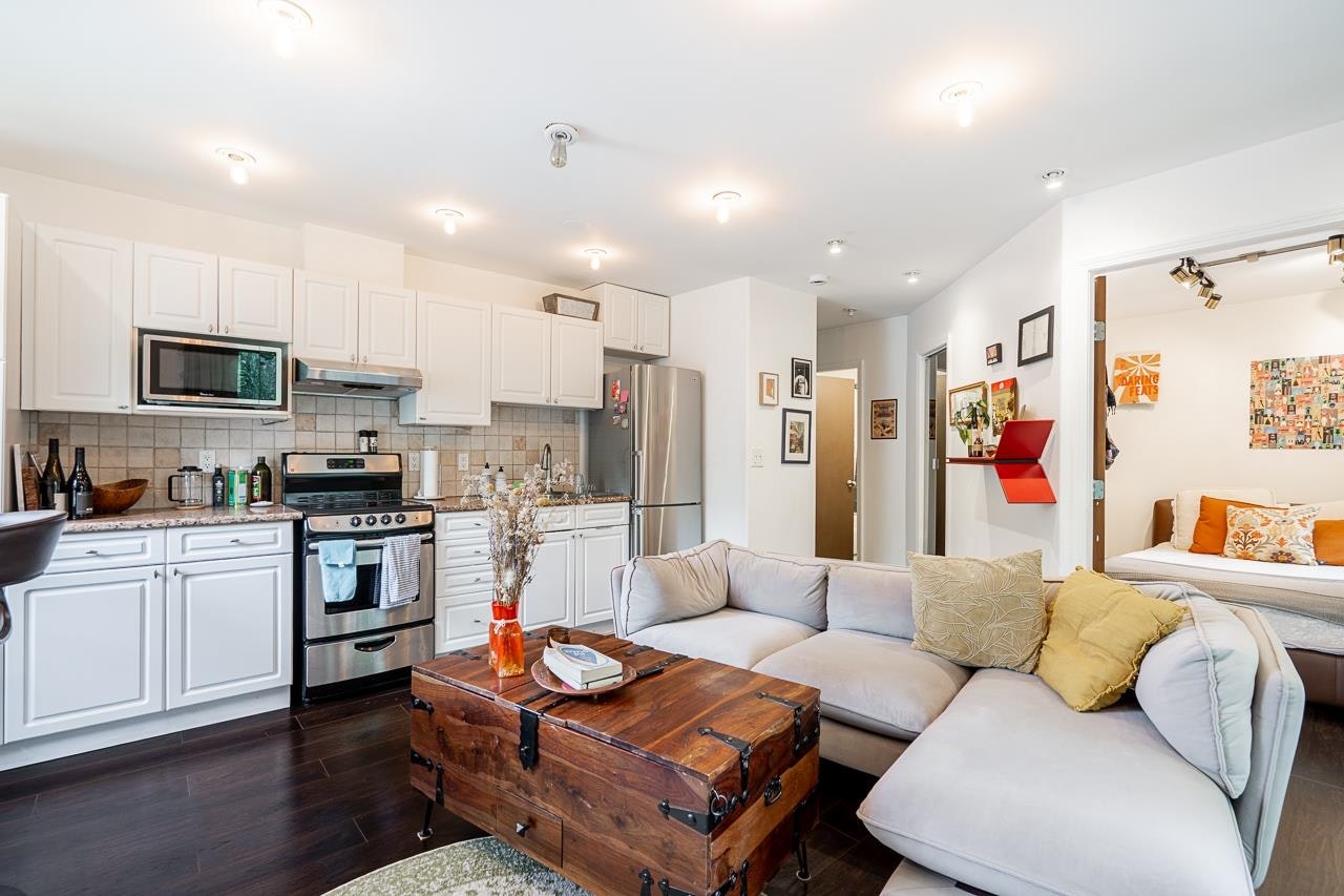 302-138 Templeton Drive, Vancouver, BC, V5L 4N3 - 11