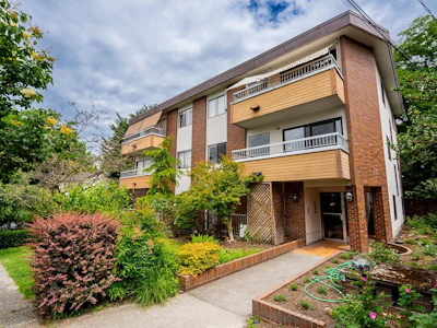 302-138 Templeton Drive - 3