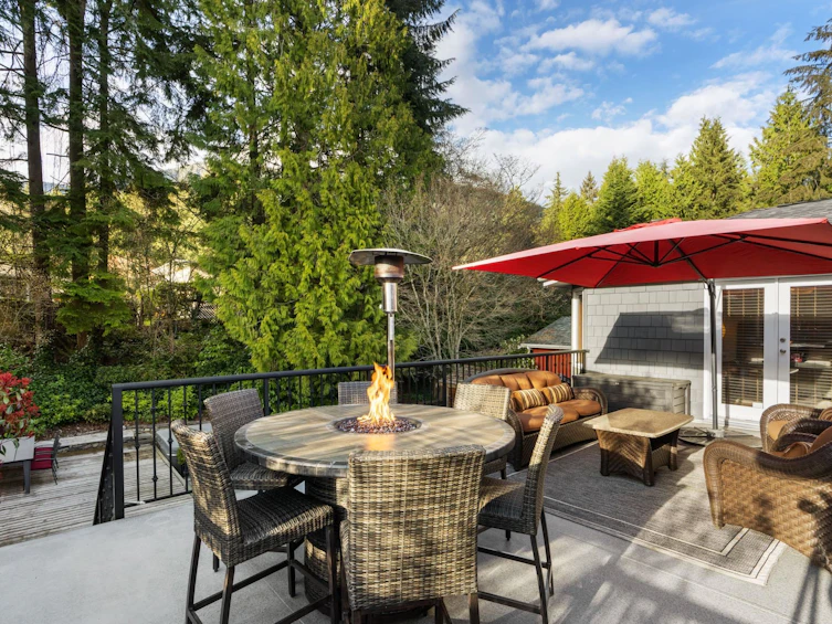 956 Belvista Crescent, North Vancouver, BC, V7R 2B4 - 11