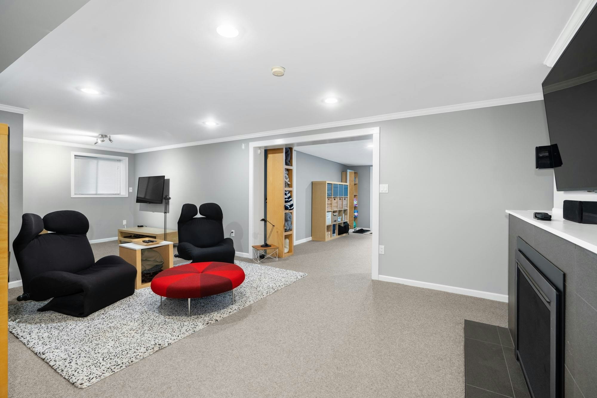 956 Belvista Crescent, North Vancouver, BC, V7R 2B4 - 25