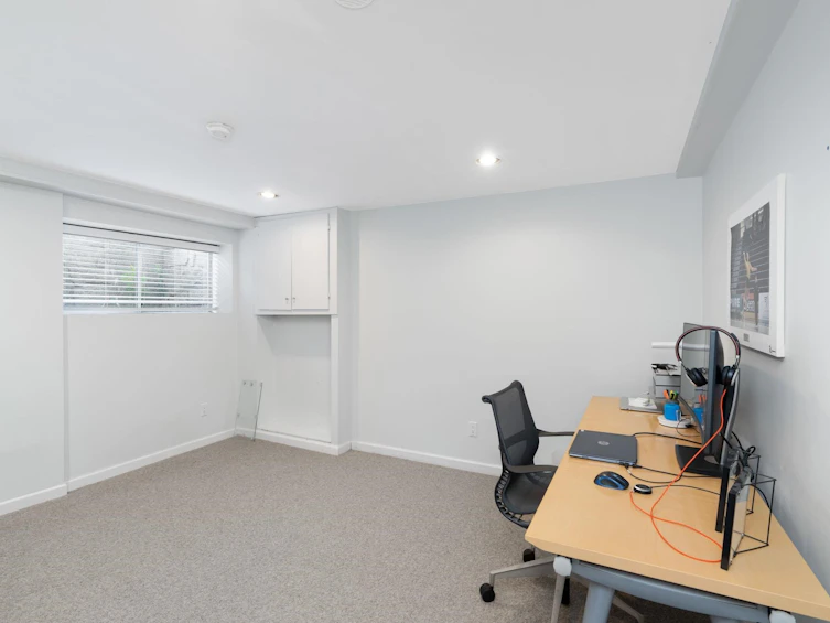 956 Belvista Crescent, North Vancouver, BC, V7R 2B4 - 27