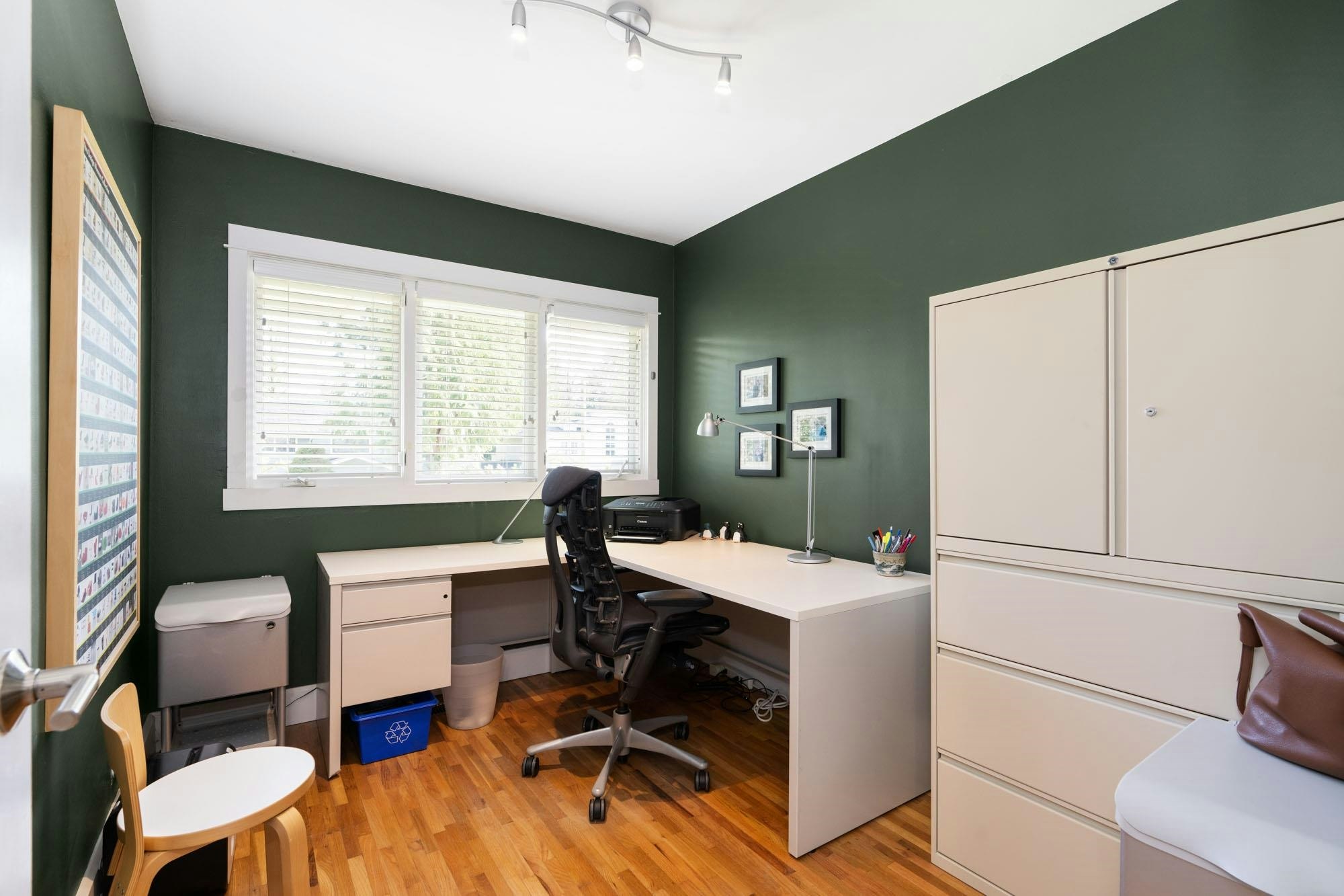 956 Belvista Crescent, North Vancouver, BC, V7R 2B4 - 22